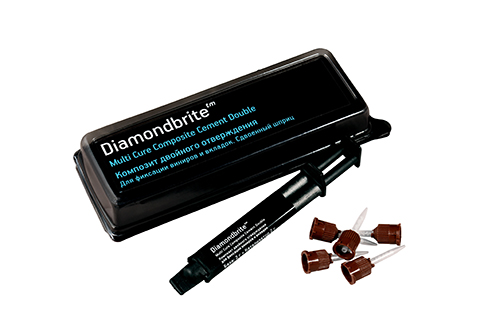 Diamondbrite cамопротравливающийся самоадгезивный цемент, сдвоенный шприц