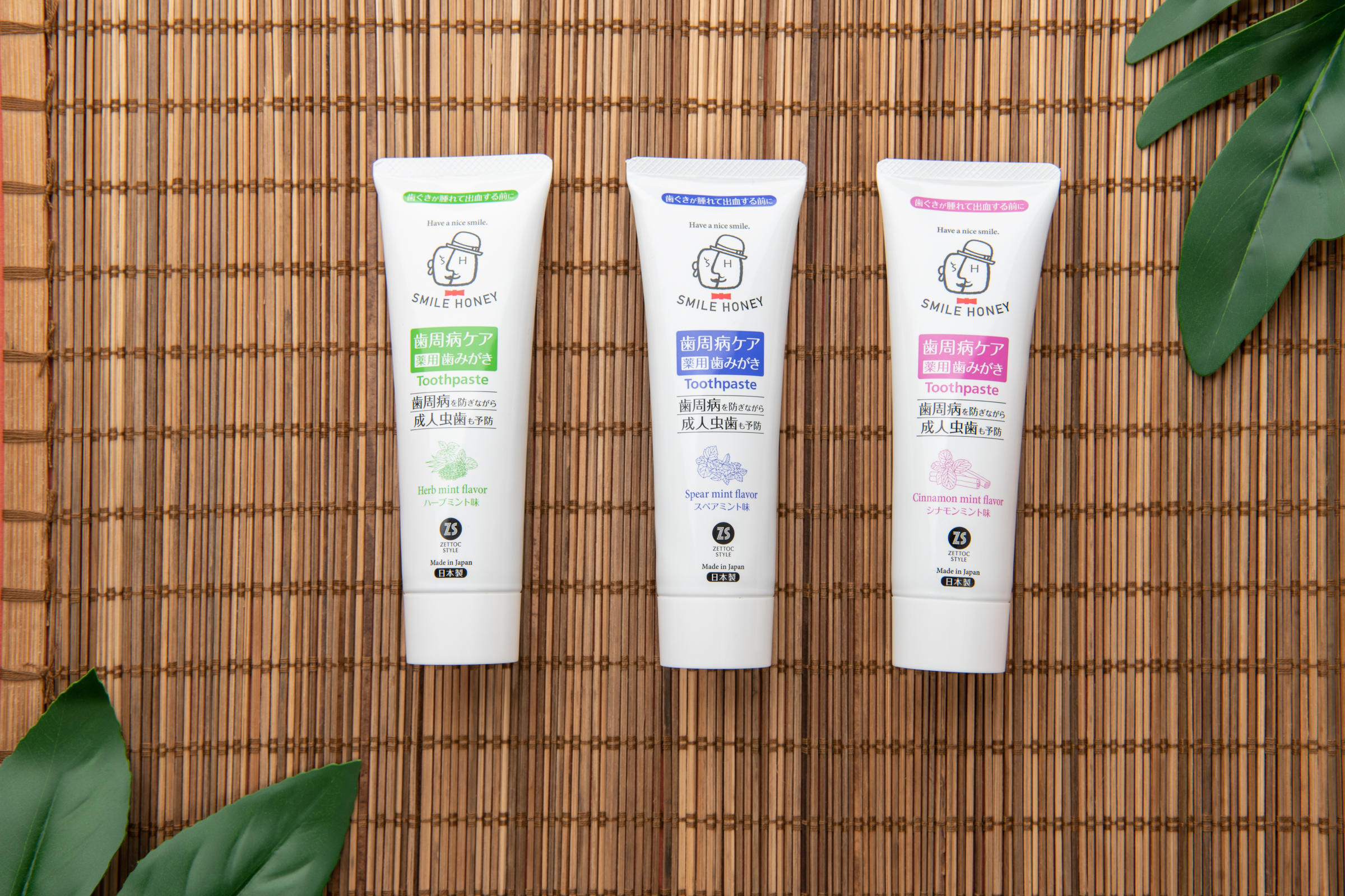 Средства гигиены полости рта для взрослых: зубная паста со фтором т.м. SMILE HONEY, вкус мята- корица, 120 гр.